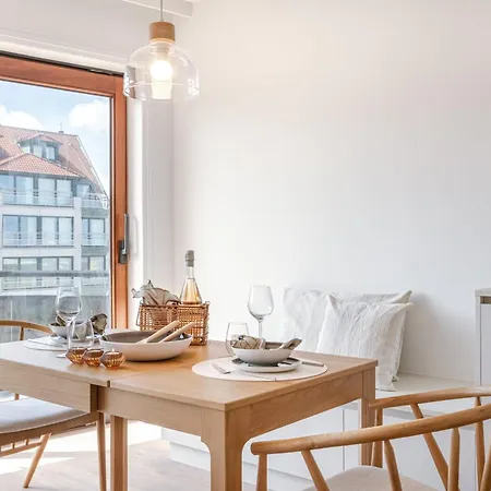 Huswell - Comfortable Near The Sea Apartment